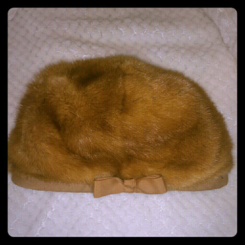 Vintage mink hat with bow